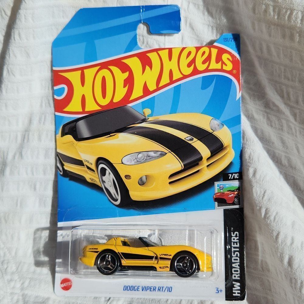 Hot Wheels Dodge Viper RT/10 131/250 Car NIP